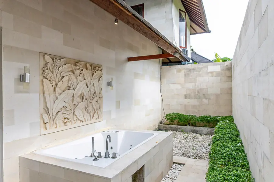 enchanting-canggu-villa-18