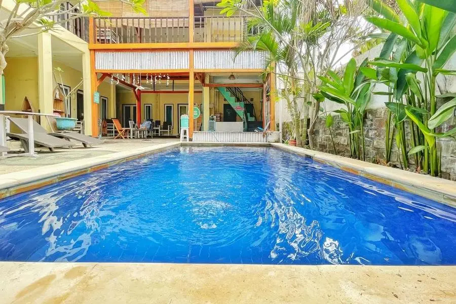 gili-white-bamboo-resort-13