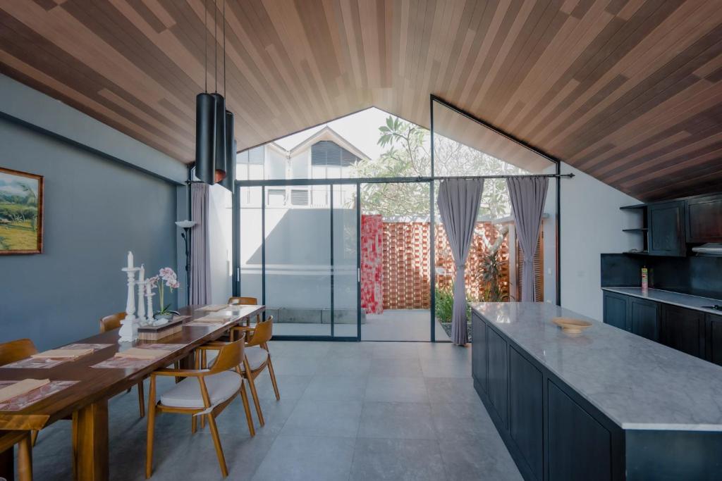 lealands-villa-nusa-dua-20