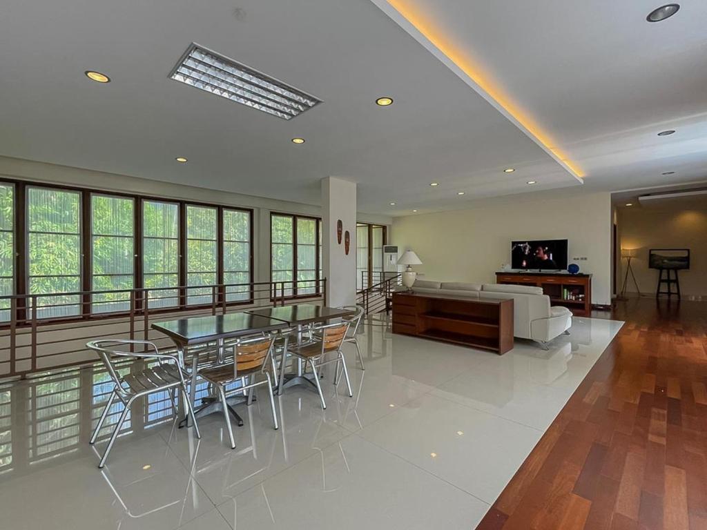 merbau-luxurious-villa-senggigi-11