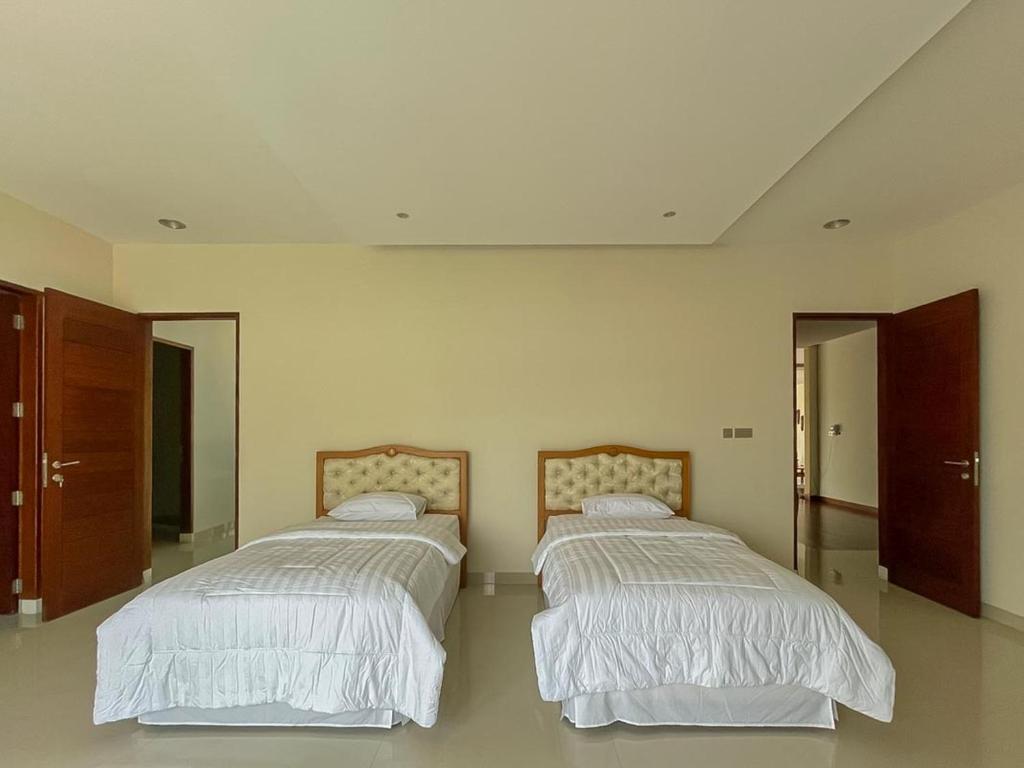 merbau-luxurious-villa-senggigi-21