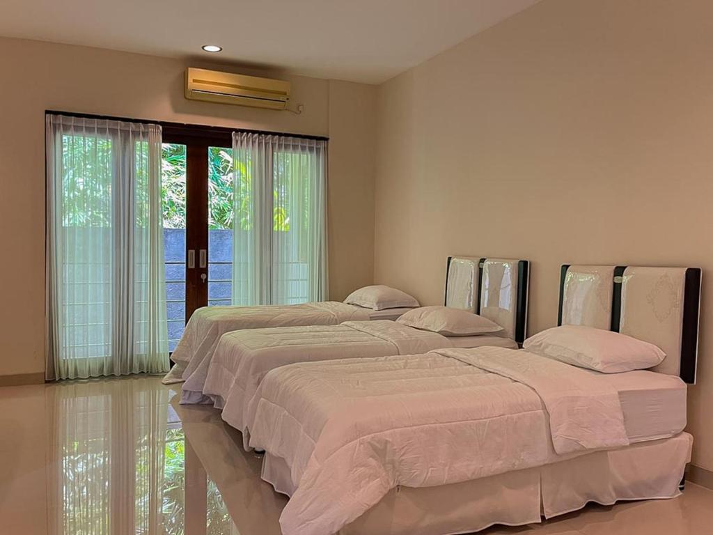 merbau-luxurious-villa-senggigi-22