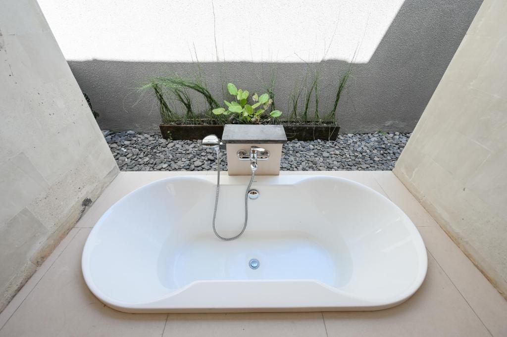 rainies-villa-nusa-dua-22