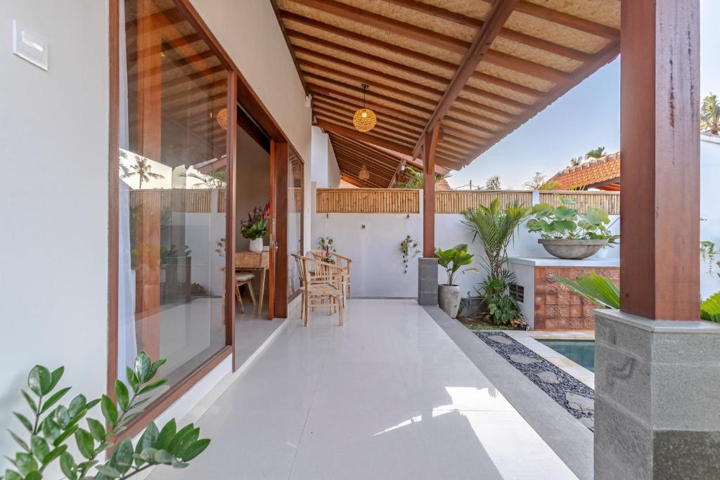 roemah-juwet-nyanyi-beach-13