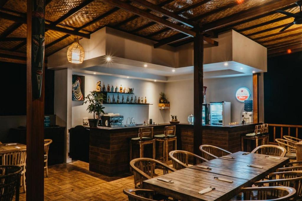 taman-tirta-villas-lembongan-6