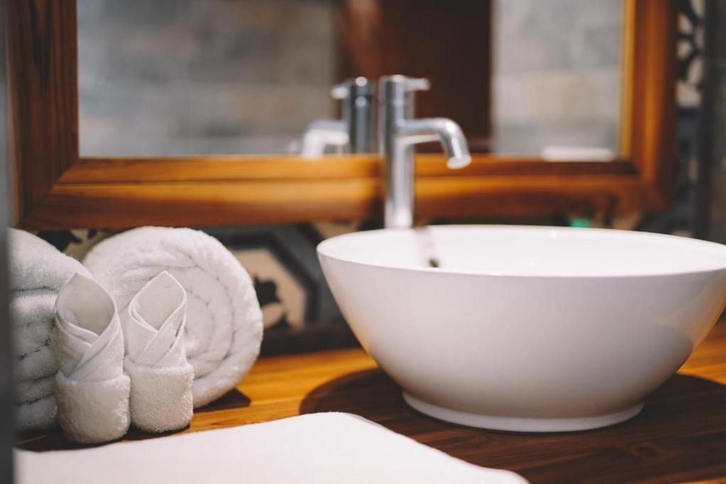 tanjung-lima-laboan-bajo-villas-13